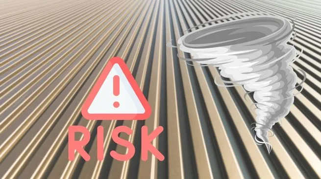 ガルバリウム屋根の構造と台風リスク